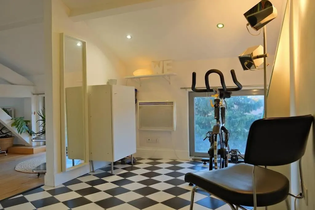 Grand Appartement T2 Au Calme Avec Place De Parking Privative Aix-en-Provence