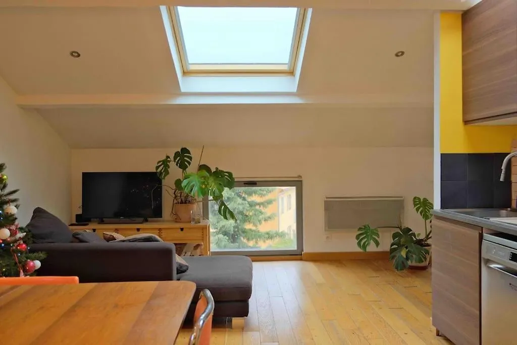 Grand Appartement T2 Au Calme Avec Place De Parking Privative Aix-en-Provence