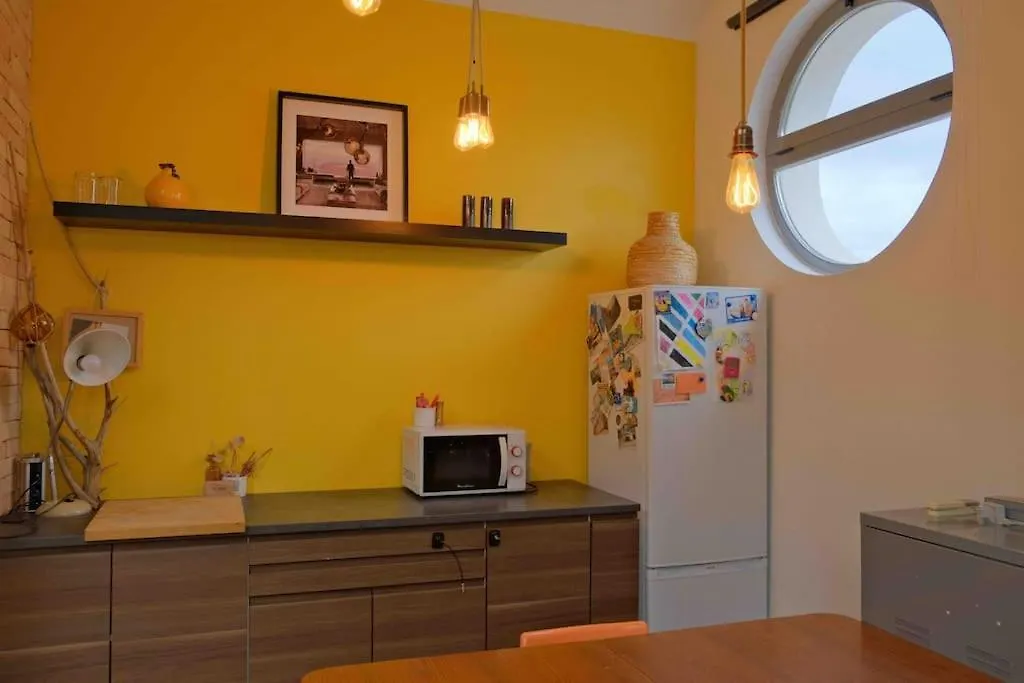 Grand Appartement T2 Au Calme Avec Place De Parking Privative Aix-en-Provence